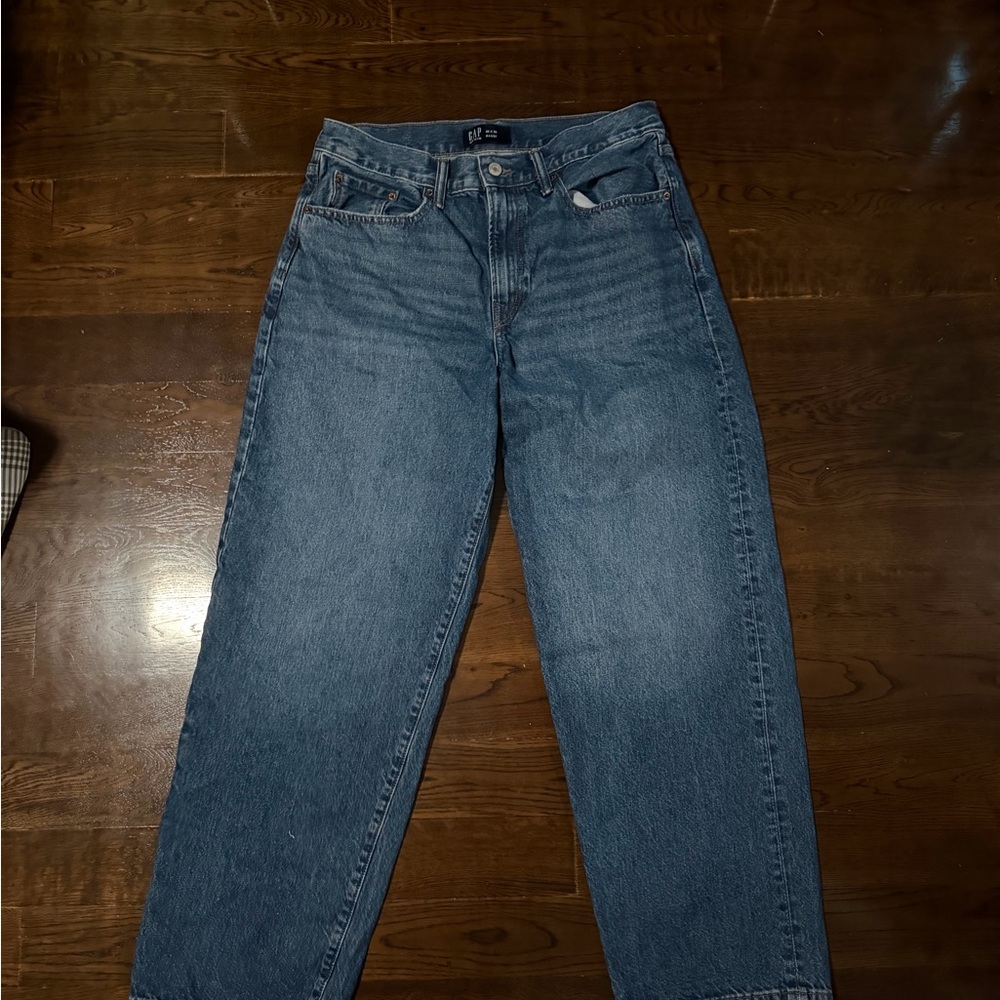 GAP Men's Relaxed Blue Denim Jeans